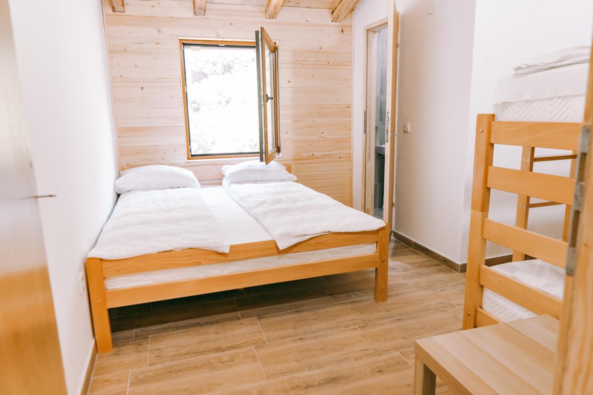 Vucja Gora Hotel Foca Ngoại thất bức ảnh